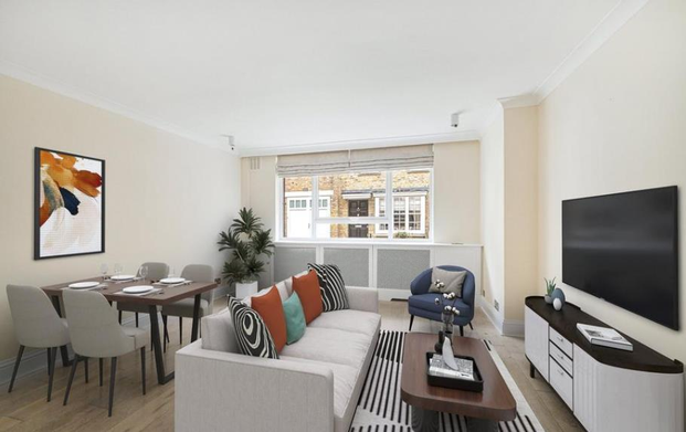 3 bedroom mews to rent - Photo 1