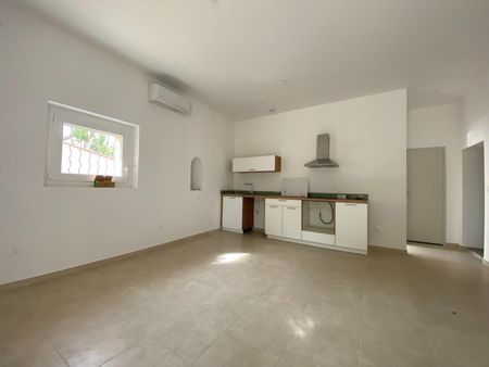 « MONTFAVET - APPARTEMENT T3 61M² AVEC PARKING ET TERRASSE » - Photo 4