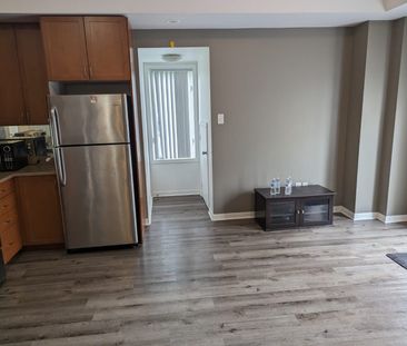 For Lease - 2891 Rio Court Unit# 33, Mississauga, Ontario - Photo 6