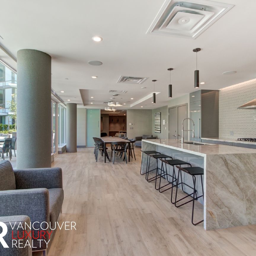 Condo in Vancouver West Side, BC - Photo 1