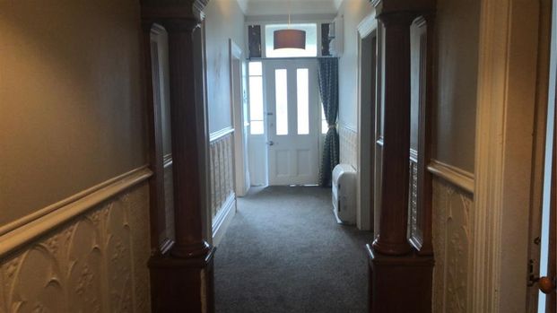 27 Ryehill Street, Corstorphine - Photo 1