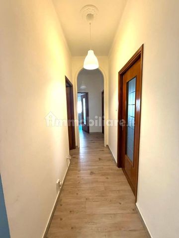 Appartamento ottimo stato, secondo piano, Adriatico, Ancona - Photo 4