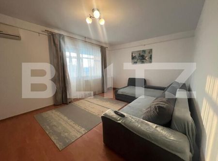 Apartament decomandat, cu 2 camere, centrală, AC, zona Craiovița Nouă - Photo 2