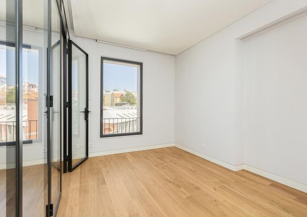 1 Bedroom Apartment with a view, Largo do Rato, Lisboa
