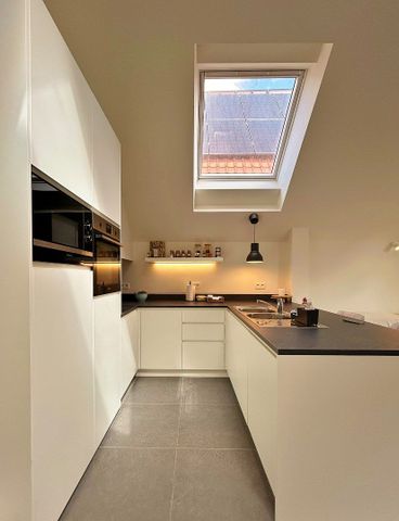 Volledig vernieuwd appartement met terras in Ieper centrum - Photo 5