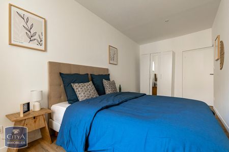 Location Appartement 2 pièces 55m² NIORT 79000 - Photo 4