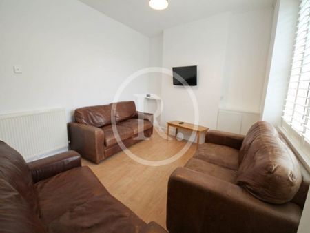 1 Bed - Trefechan, Aberystwyth, Ceredigion - Photo 3