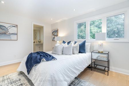 For Lease - 23 Merrylyn Drive Unit# Main, Richmond Hill, Ontario - Photo 2