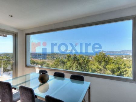 5 bedroom luxury House for rent in Cala Conta - Photo 2