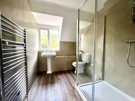 1 bedroom detached house to rent - Photo 5