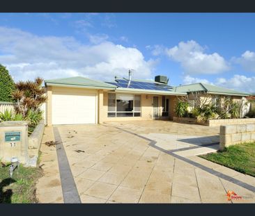11 Muir Close, Waikiki, WA 6169 - Photo 2
