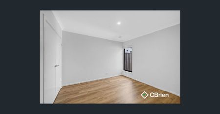 Family home close to everything! - Photo 2