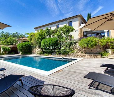 Villa à louer à Aix-en-Provence avec vue sur la campagne - Photo 1