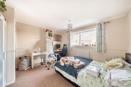 4 bedroom terraced house to rent - Photo 2