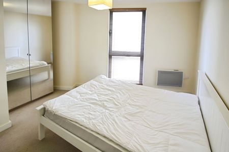 2 bedroom apartment to rent - Photo 4