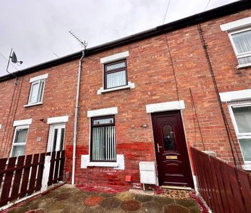 15 Parkgate Parade, Belfast, BT4 1ET - Photo 2