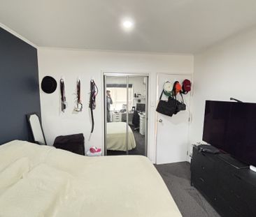 MOUNT EDEN, 2 BEDROOMS - Photo 6