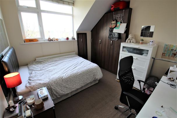 Richmond Road, Hyde Park, LS6 1BX, Leeds - Photo 1