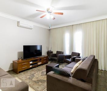 Casa para alugar com 340m², 5 quartos e 4 vagas - Foto 3