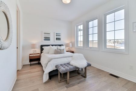 For Lease - 18 Berczy Manor Crescent, Markham, Ontario - Photo 4