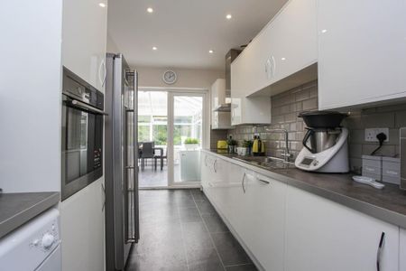 Studio to rent - Photo 4