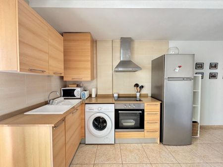 2 room luxury Flat for rent in Chilches, Valencia - Photo 5