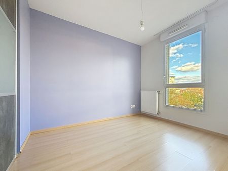 Appartement T4 BOURGOIN JALLIEU à louer - Photo 5