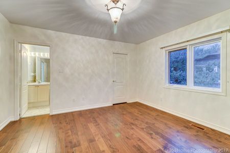 For Lease - 227 Boake Trail, Richmond Hill, Ontario - Photo 4