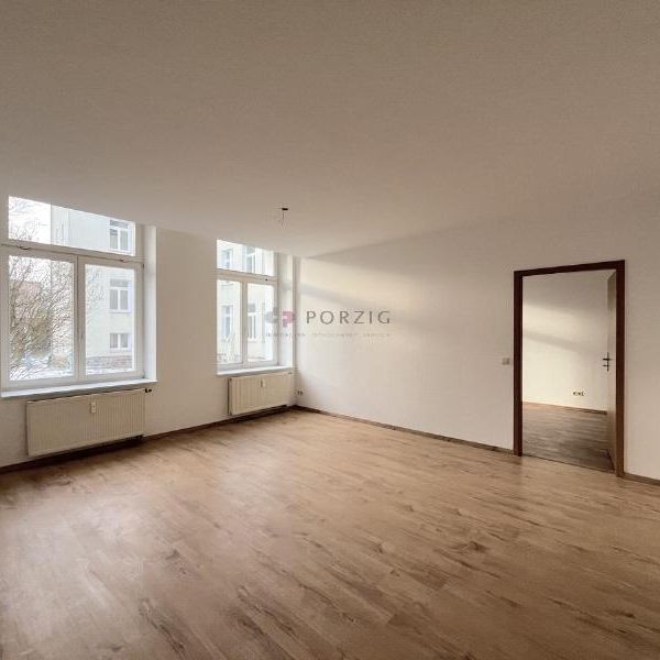 Wohnen mit Raumgefühl: Großzügige 2-Zimmer-Wohnung mit Einbauküche & Tageslichtbad - Photo 1
