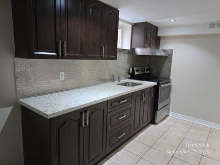 For Lease - 122 Kitchener Road, Toronto, Ontario - Photo 2