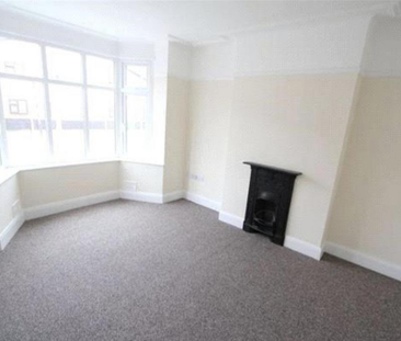 3 bedroom property to rent - Photo 2