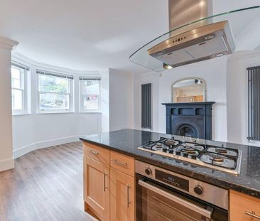 2 bedroom flat to rent - Photo 5