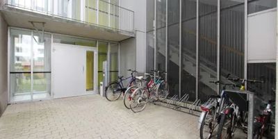 Koffer packen und einziehen inkl. Tiefgaragen Stellplatz - Gartennutzung - Foto 3