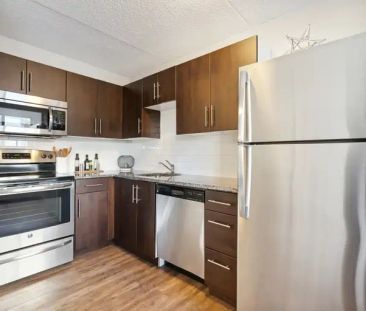 123 10th Avenue SW | 123 10th Avenue SW, Calgary - Photo 1