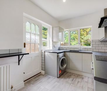 3 bedroom detached house to rent - Photo 4