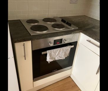 1 Bed Flat, West Hendon Broadway, NW9 - Photo 5