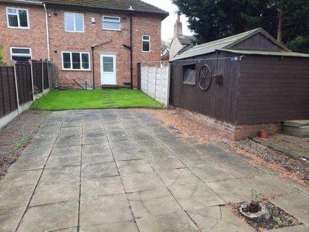 3 bedroom house share to rent - Photo 5