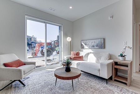For Lease - 75 Walnut Street Unit# 106, St. Thomas, Ontario - Photo 4