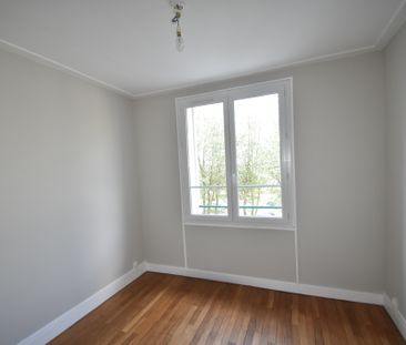 Location Appartement 4 pièces 86m² ST LO 50000 - Photo 5