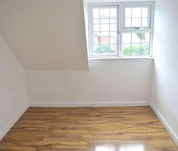 Beddington Gardens, Wallington, SM6 - Photo 1