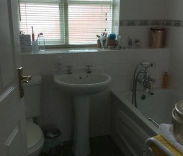 Thistlewood Grove, Chadwick End, B93 0DW - Photo 3