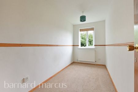 Birchwood Close - Photo 2