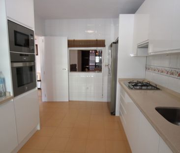 4 bed corner townhouse for long term rent, located in La Cala de Mijas - Photo 2