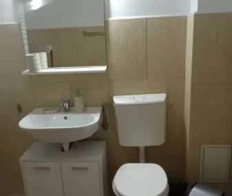 Inchiriez apartament 2 camere - Photo 6