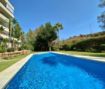 Atico en alquiler en Sitio de Calahonda, Mijas - Photo 1