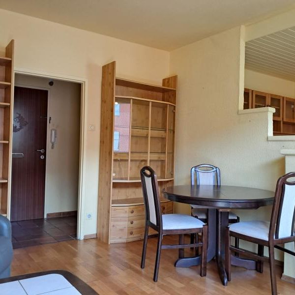 Dr.Schauerstr.6, Top 8: Zentral gelegene, einfache 2-Zimmerwohnung mit großem Balkon, 52,62m2, 3.Liftstock, Parkplatz - Photo 1