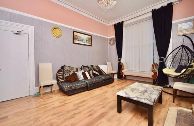 7 bedroom semi-detached house to rent - Photo 1