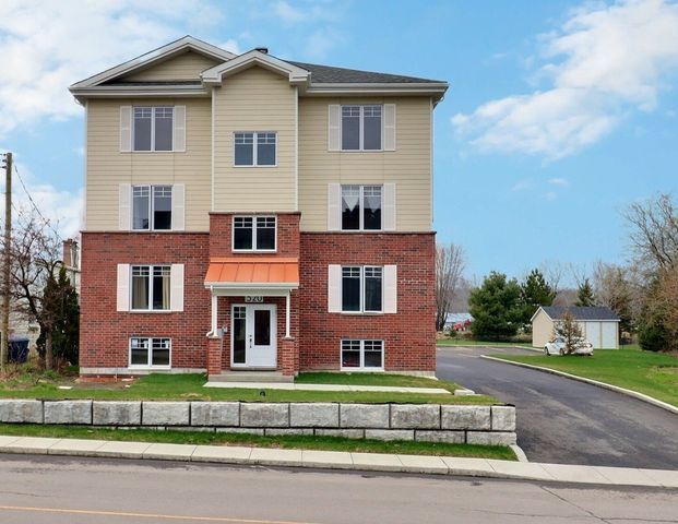 À louer / Appartement - Photo 1