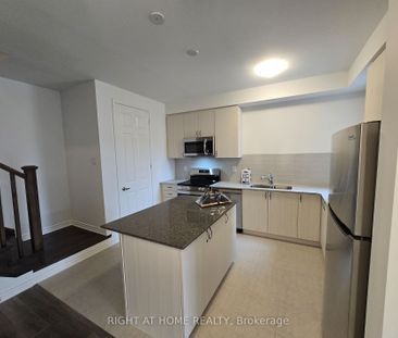 For Lease - 1687 Dance Court, Milton, Ontario - Photo 2