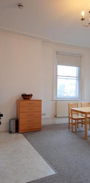 Flat share to rent - Photo 1